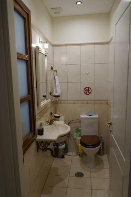Apartment With A Garden, Bbq, Swimming Pool And Jacuzzi Dhráfi Esterno foto