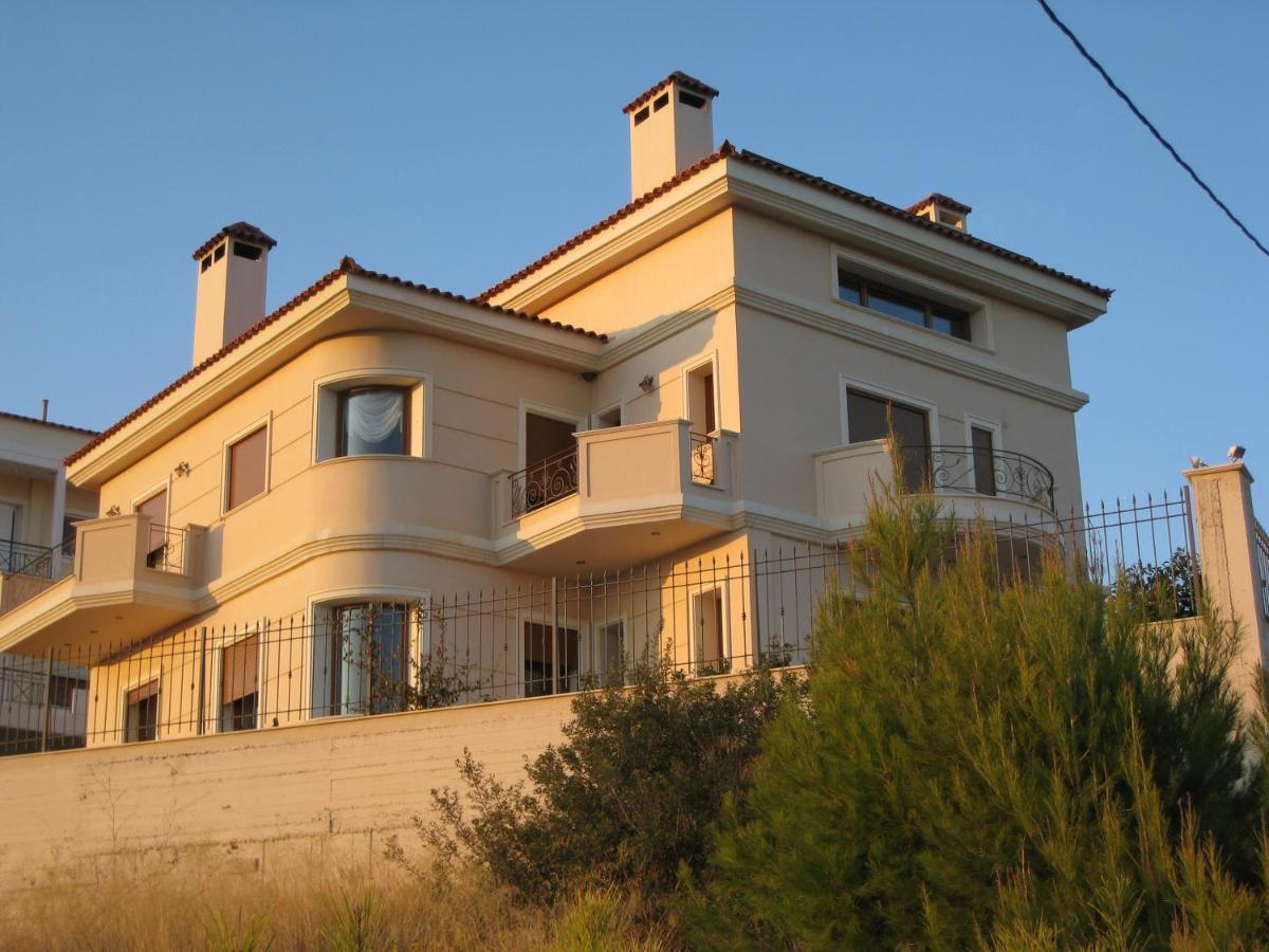 Apartment With A Garden, Bbq, Swimming Pool And Jacuzzi Dhráfi Esterno foto